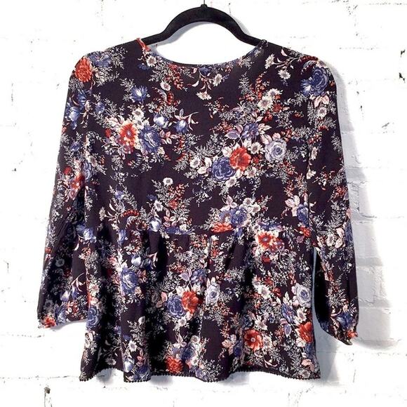 American Eagle peasant top. Black & Flowers. Sz S - Picture 3 of 7